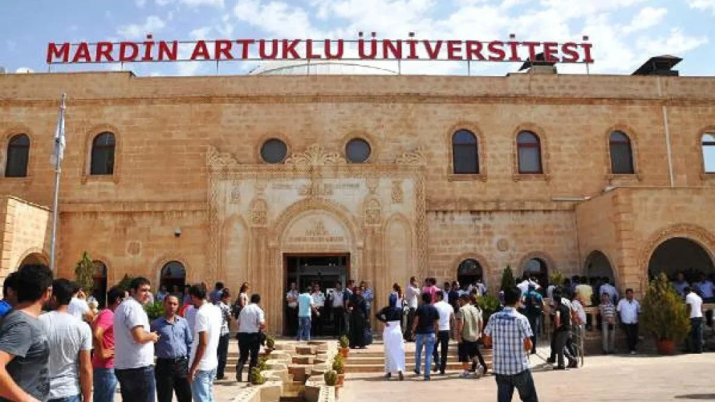 الجامعة الحديثة في تركيا
الفرق بين السكن الجامعي والمميز
سعر السكن الجامعي في تركيا
مستلزمات السكن الجامعي للبنات